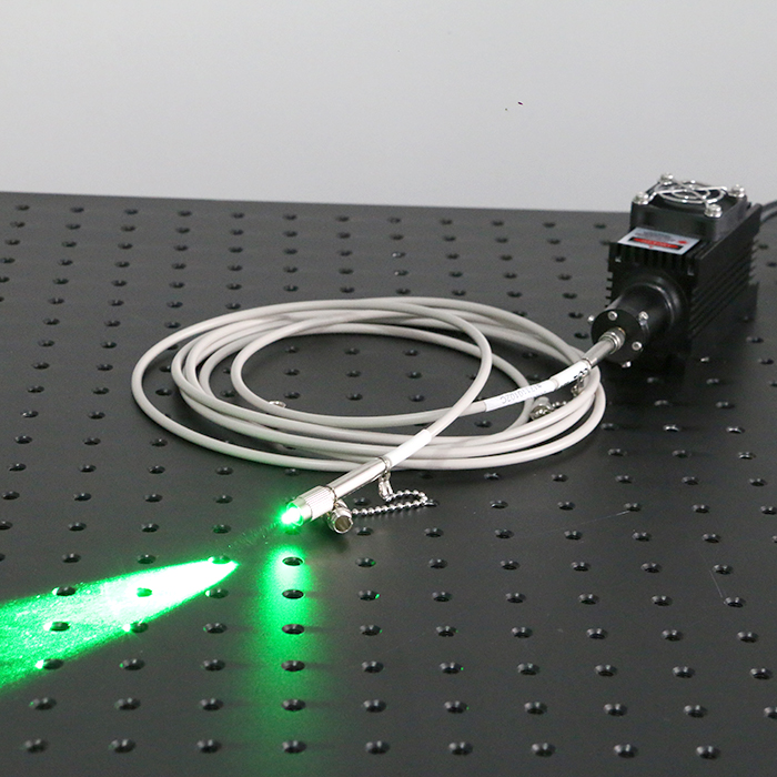520nm 20mW 光纤耦合激光器 绿色激光束
